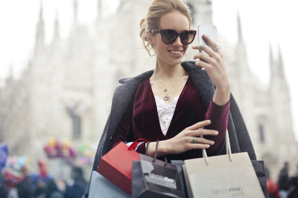 shopping in milan